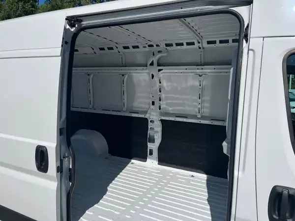 FIAT DUCATO (18/21)
