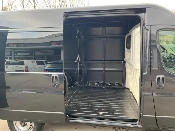 FIAT DUCATO (16/21)