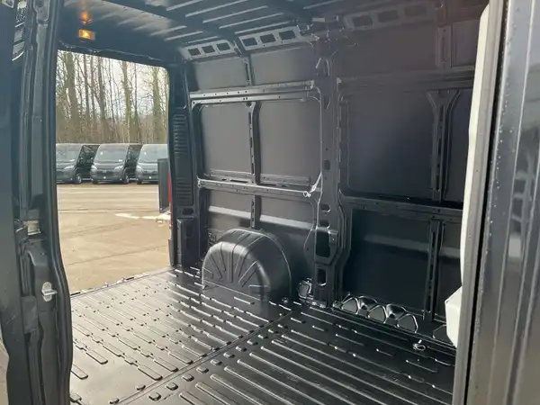 FIAT DUCATO (17/21)