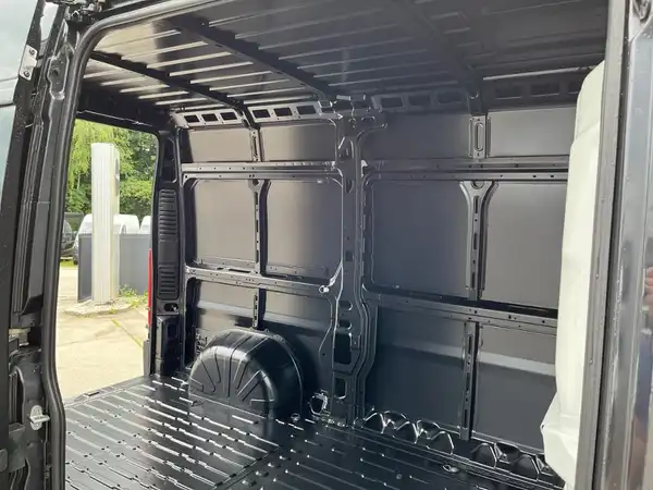 FIAT DUCATO (17/20)