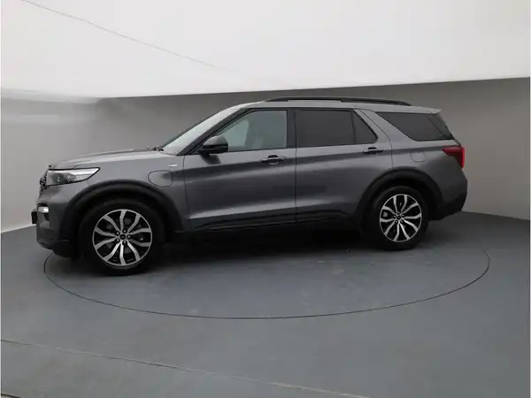 FORD EXPLORER (3/25)