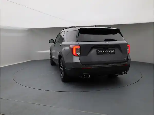 FORD EXPLORER (5/25)