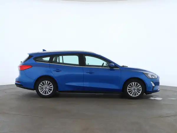 FORD FOCUS (3/30)