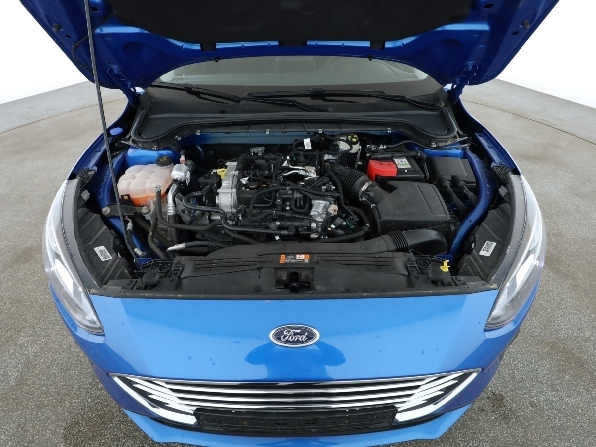 FORD FOCUS (24/30)