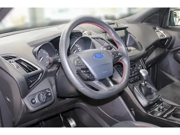 FORD KUGA (12/17)