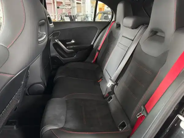 MERCEDES-BENZ AMG A 35 (10/18)