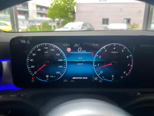 MERCEDES-BENZ A-KLASSE (26/30)