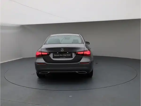 MERCEDES-BENZ A 200 d (4/24)