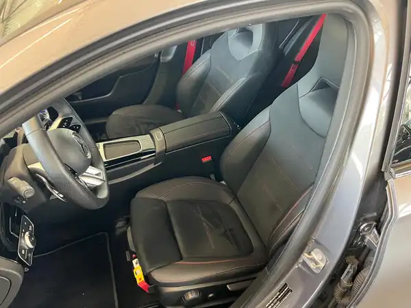 MERCEDES-BENZ A-KLASSE (16/31)