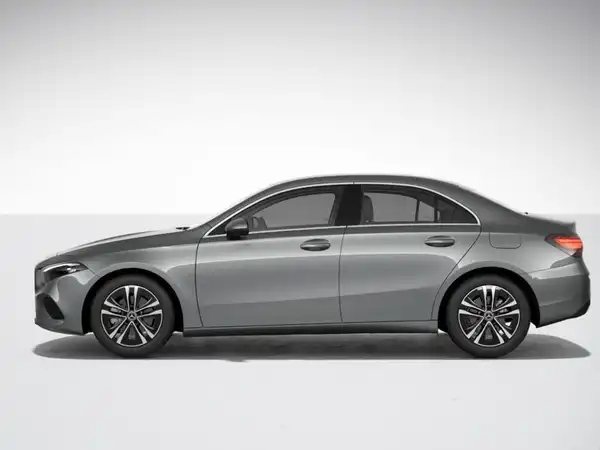 MERCEDES-BENZ A 200 d (7/11)