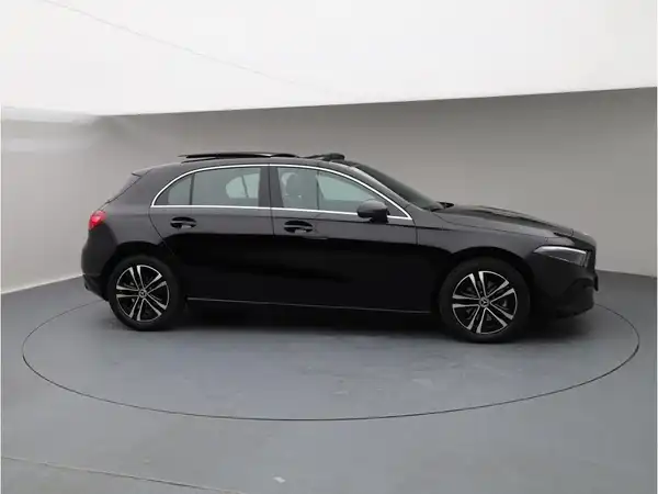 MERCEDES-BENZ A 180 (6/25)