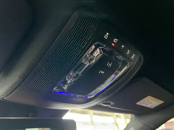 MERCEDES-BENZ AMG A 35 (28/28)