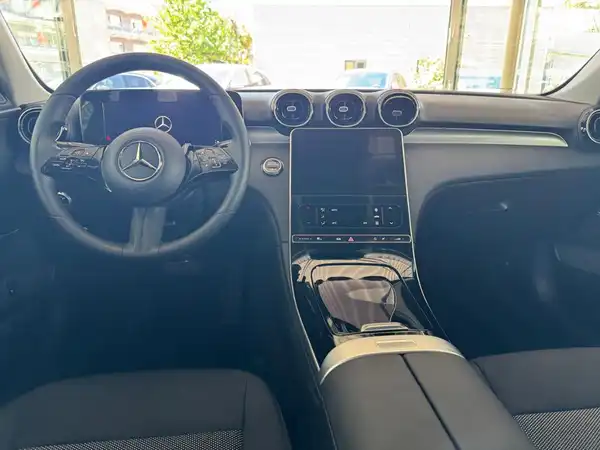 MERCEDES-BENZ C 200 (12/18)