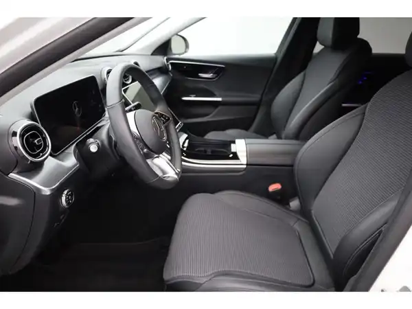MERCEDES-BENZ C 200 d (13/26)
