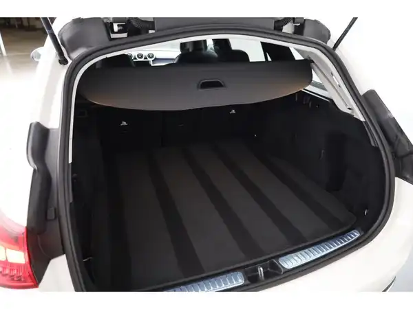 MERCEDES-BENZ C 200 d (25/26)
