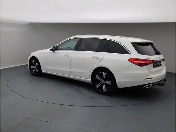 MERCEDES-BENZ C 200 d (4/26)