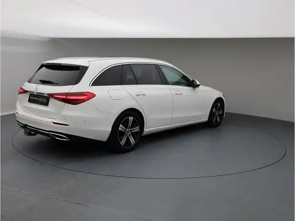 MERCEDES-BENZ C 200 d (6/26)