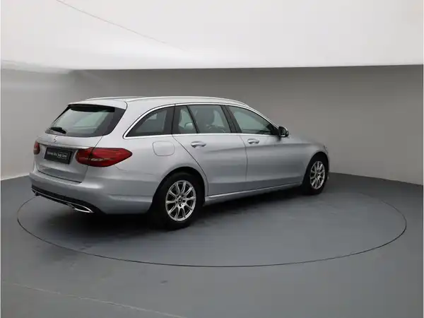 MERCEDES-BENZ C 180 (6/22)