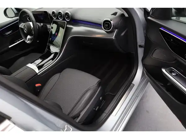 MERCEDES-BENZ C 220 d (13/25)