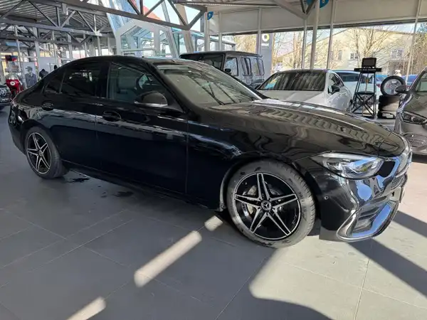 MERCEDES-BENZ C 220 d (4/19)