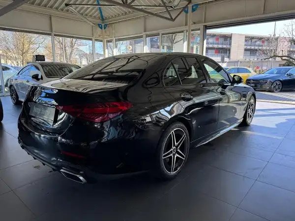 MERCEDES-BENZ C 220 d (8/19)