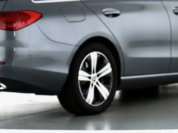 MERCEDES-BENZ C 220 (5/11)