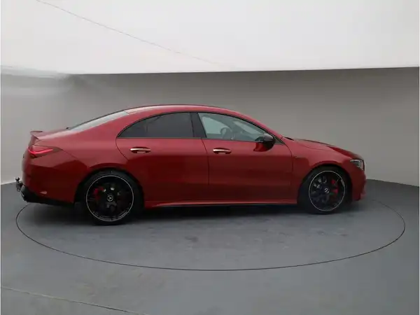 MERCEDES-BENZ CLA (7/26)
