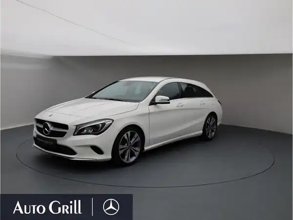 MERCEDES-BENZ CLA 180 (1/22)
