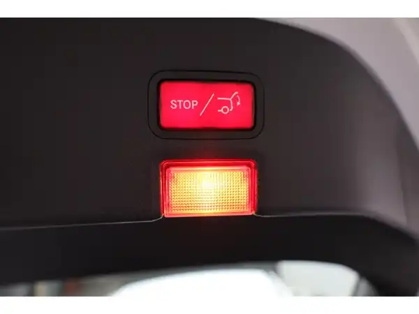 MERCEDES-BENZ CLA 180 (20/22)