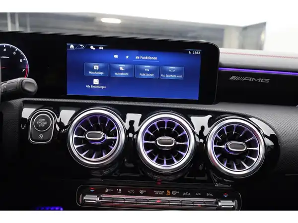 MERCEDES-BENZ CLA (19/27)