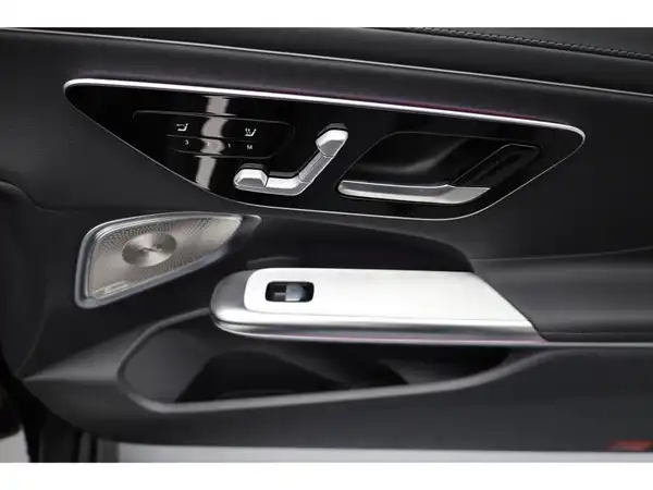 MERCEDES-BENZ CLE (18/26)