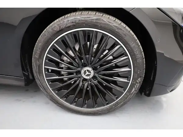 MERCEDES-BENZ CLE (25/26)