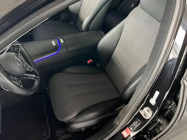 MERCEDES-BENZ E 200 (16/26)