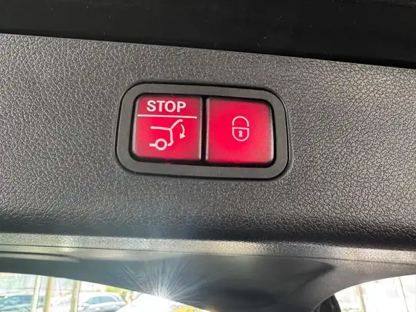 MERCEDES-BENZ E 220 (13/18)