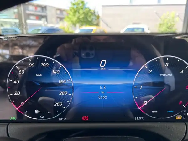 MERCEDES-BENZ E 220 (18/21)