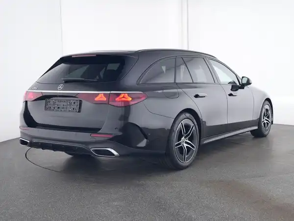 MERCEDES-BENZ E 220 (3/10)