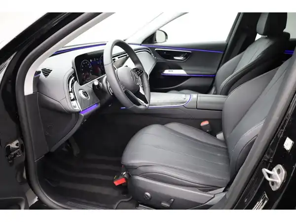 MERCEDES-BENZ E 200 (11/26)