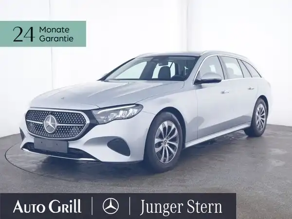 MERCEDES-BENZ E 220 (2/10)