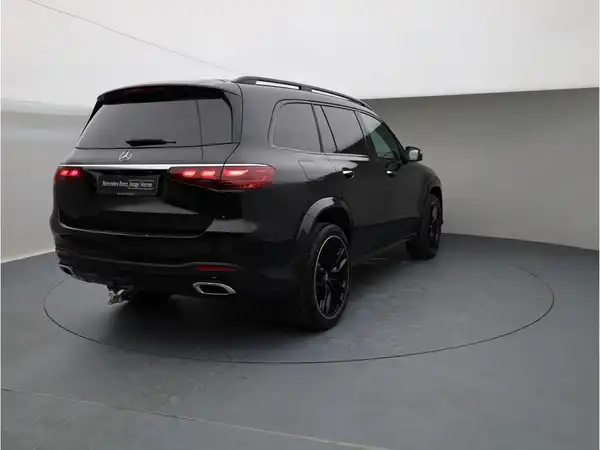 MERCEDES-BENZ GLS (5/30)