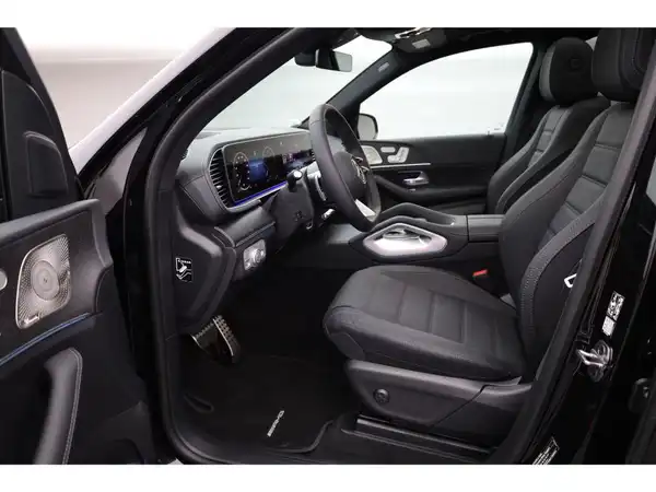 MERCEDES-BENZ GLS (10/30)