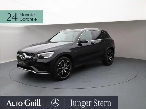 MERCEDES-BENZ GLC (2/26)