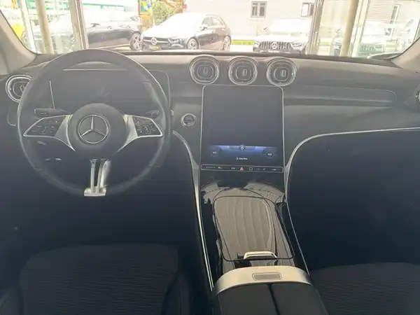 MERCEDES-BENZ GLC (16/19)