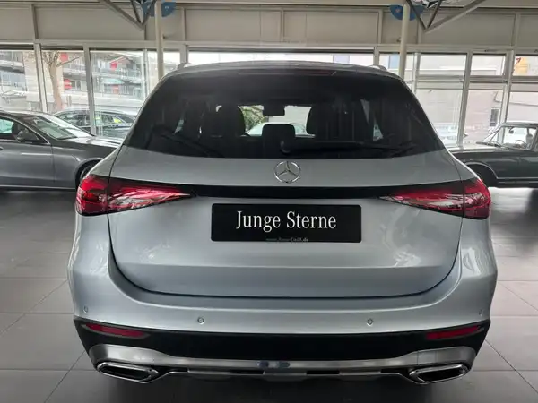 MERCEDES-BENZ GLC (4/19)