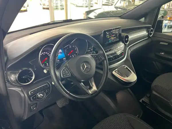 MERCEDES-BENZ R-KLASSE (18/26)