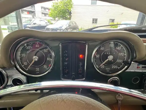 MERCEDES-BENZ SL (13/18)