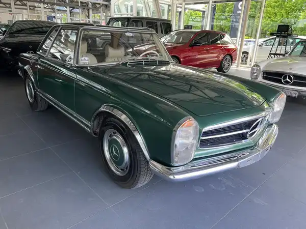 MERCEDES-BENZ SL (3/18)