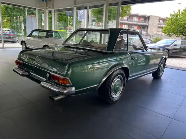 MERCEDES-BENZ SL (5/18)