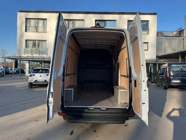 MERCEDES-BENZ SPRINTER (15/20)