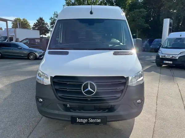 MERCEDES-BENZ SPRINTER (2/19)