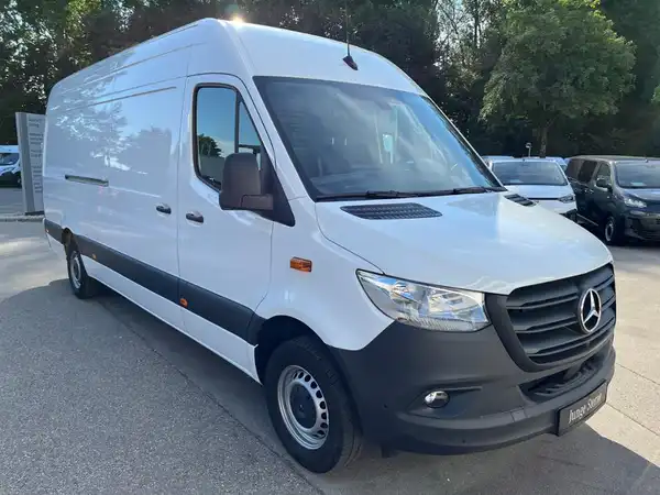 MERCEDES-BENZ SPRINTER (3/19)